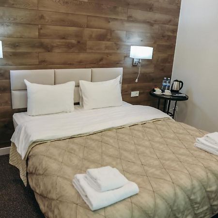 7 Boutique Hotel Ustʼ-Kamenogorsk 外观 照片