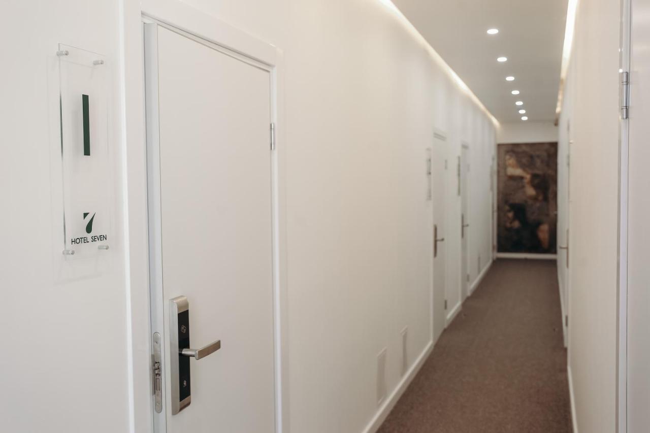 7 Boutique Hotel Ustʼ-Kamenogorsk 外观 照片