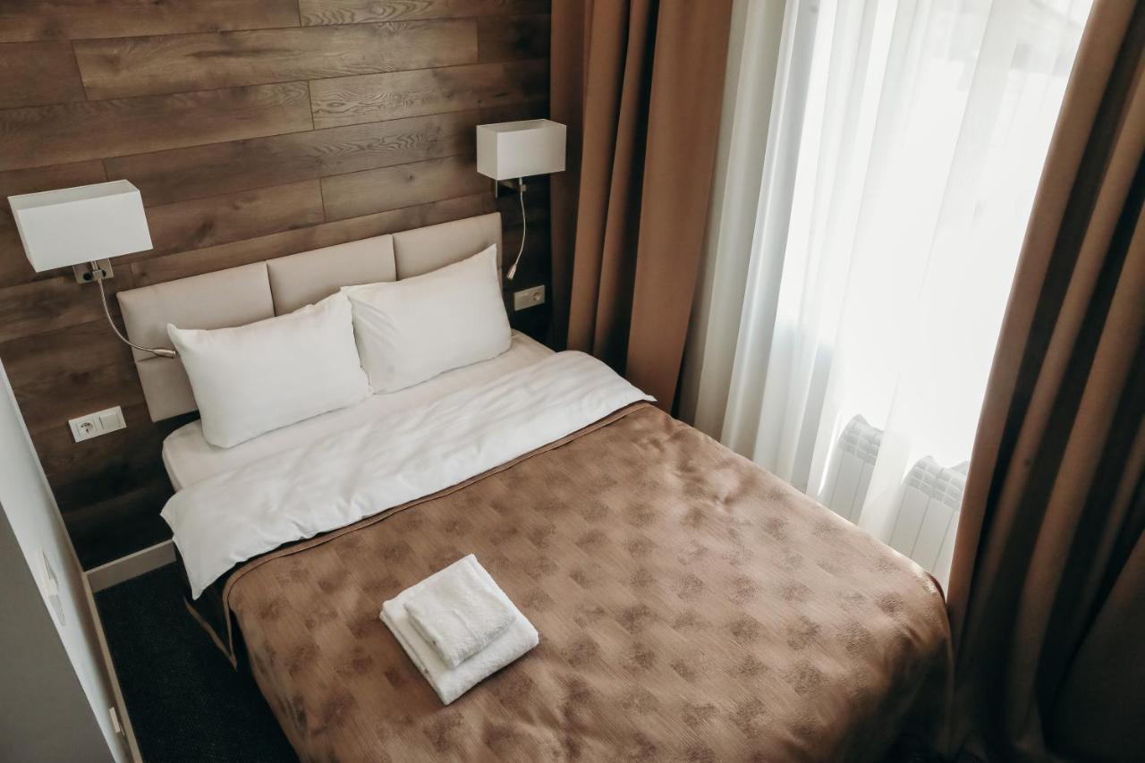 7 Boutique Hotel Ustʼ-Kamenogorsk 外观 照片
