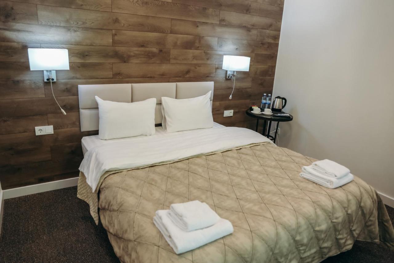 7 Boutique Hotel Ustʼ-Kamenogorsk 外观 照片