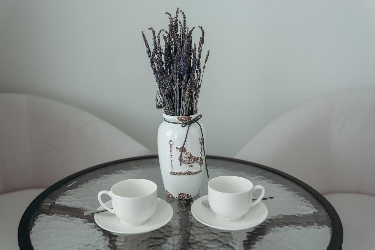 7 Boutique Hotel Ustʼ-Kamenogorsk 外观 照片