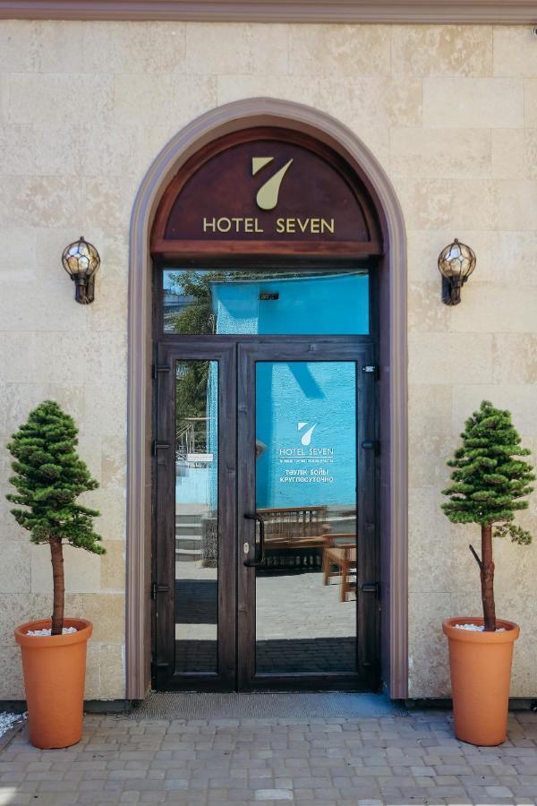 7 Boutique Hotel Ustʼ-Kamenogorsk 外观 照片